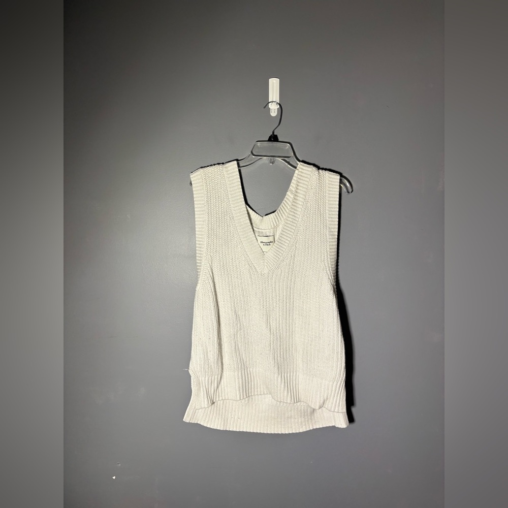 Abercrombie & Fitch Oversized Knit V Neck Sweater Vest Women’s Size Medium